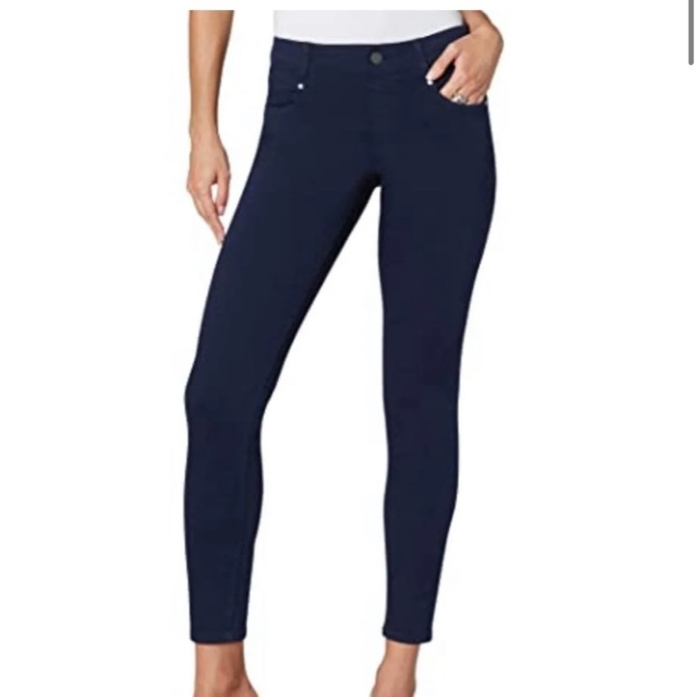 Gia Glider jeans size 28